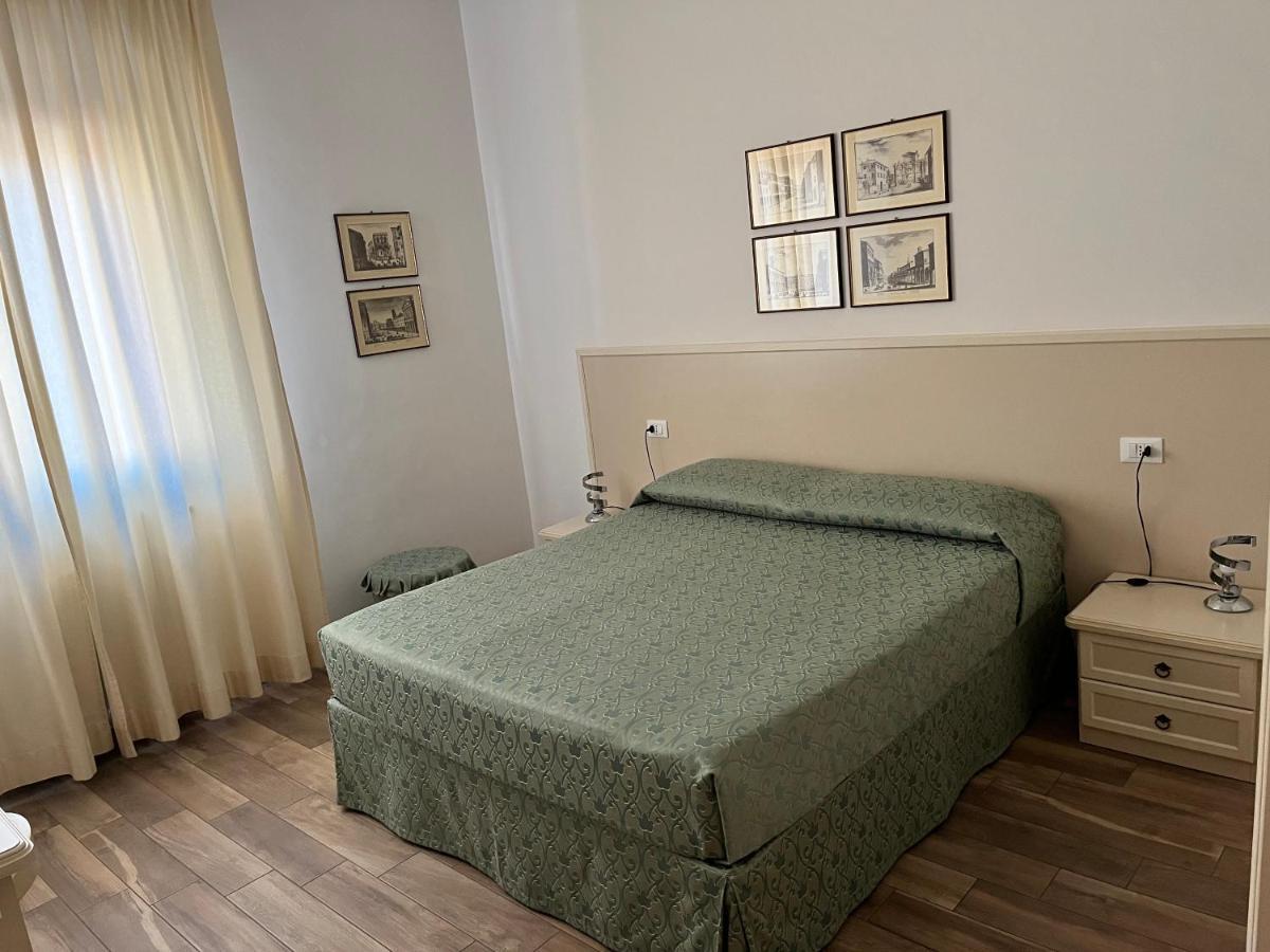 Guest House In Piazza Bologna Exterior photo